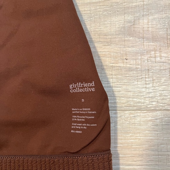 Girlfriend Collective Mia Crop Bra in Earth Brown - Picture 4 of 4